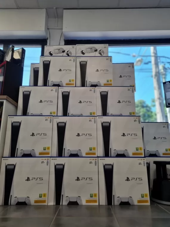 Vente PlayStation 5 à Saint-Pierre, Saint-Pierre, Love Games & Geek