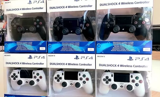 Manettes de console, Saint-Pierre, Love Games & Geek